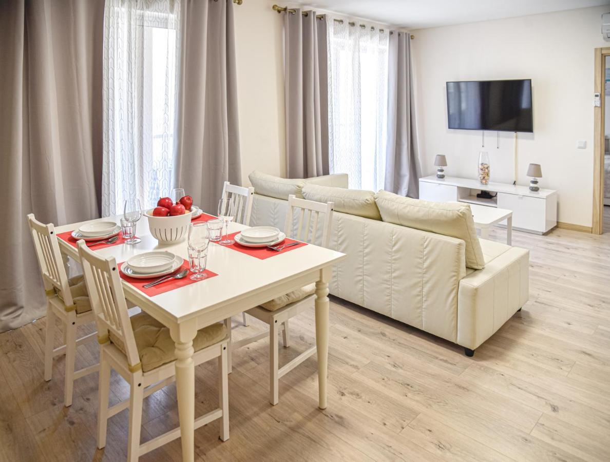 Apartamento Elegante Com Garagem E Piscina Na Praia Da Rocha Portimão Exterior foto