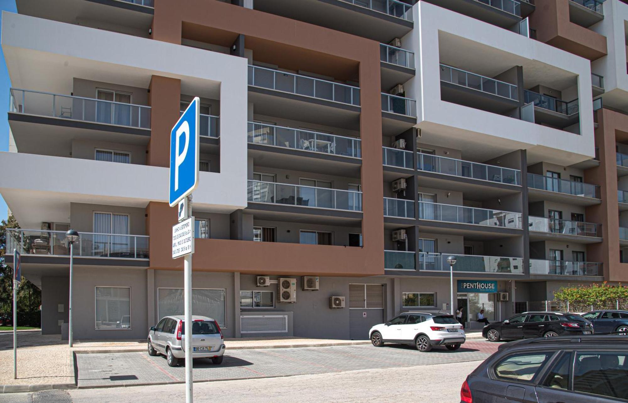 Apartamento Elegante Com Garagem E Piscina Na Praia Da Rocha Portimão Exterior foto